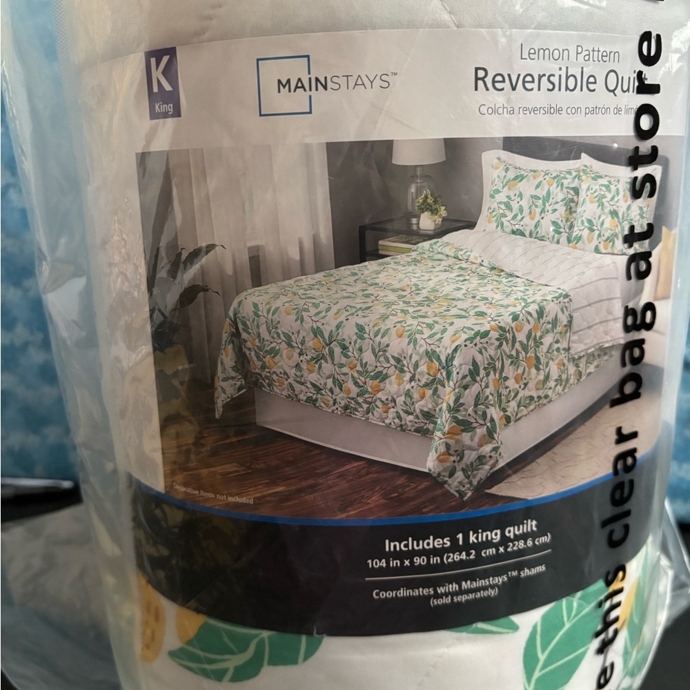 Mainstays Lemon Pattern Reversible Quilt - King Size